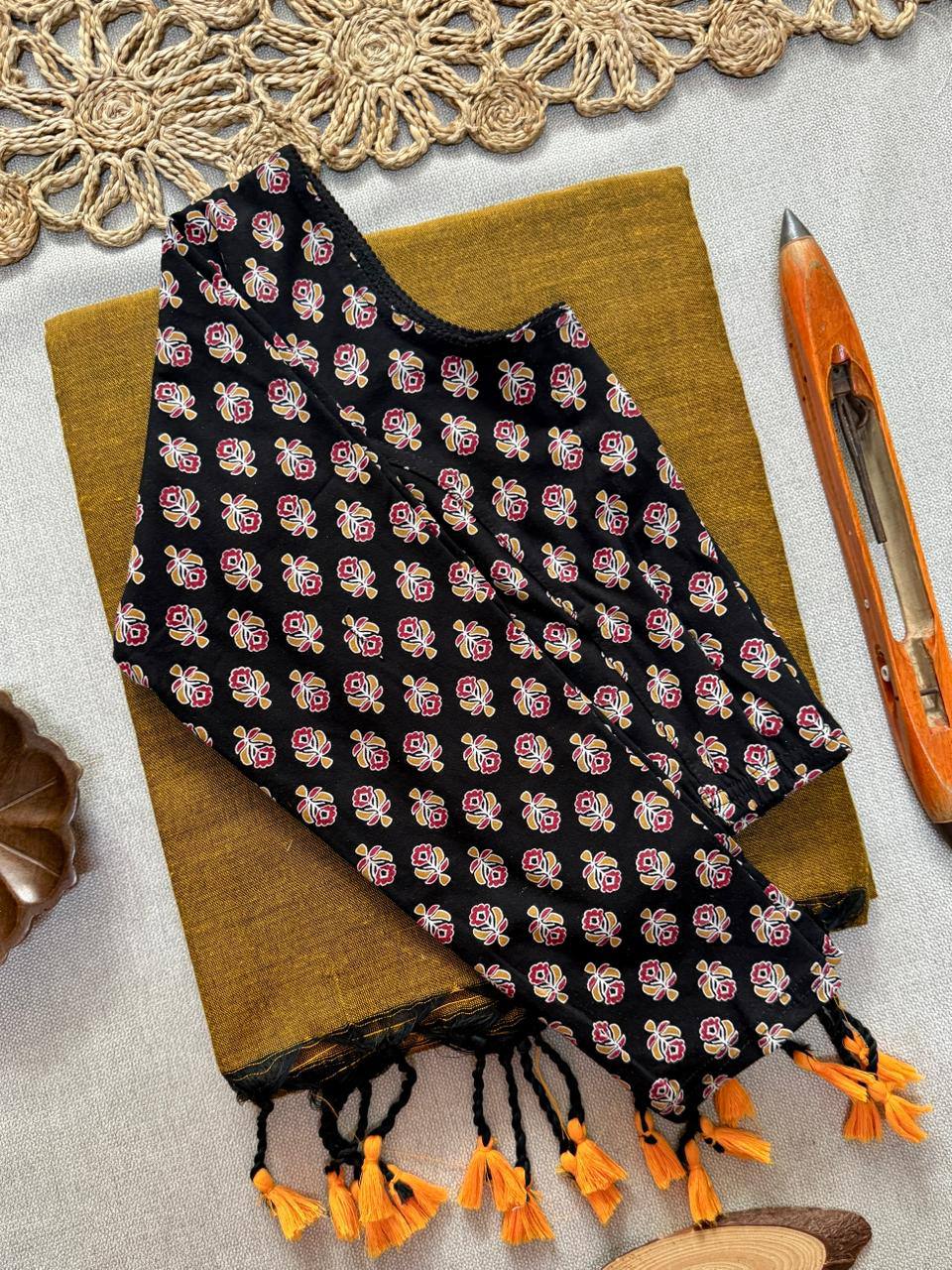 Elegant Khadi Cotton Saree with Stretchable Ajrak Print Blouse