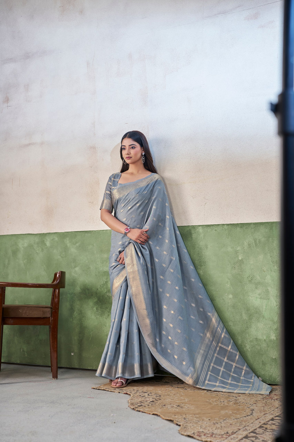 Party Wear Gold Zari Soft Linen Cotton Silk Saree