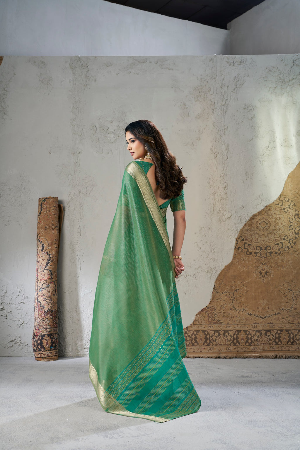 Rich Gold Zari Weaving Soft Linen Cotton Silk Saree