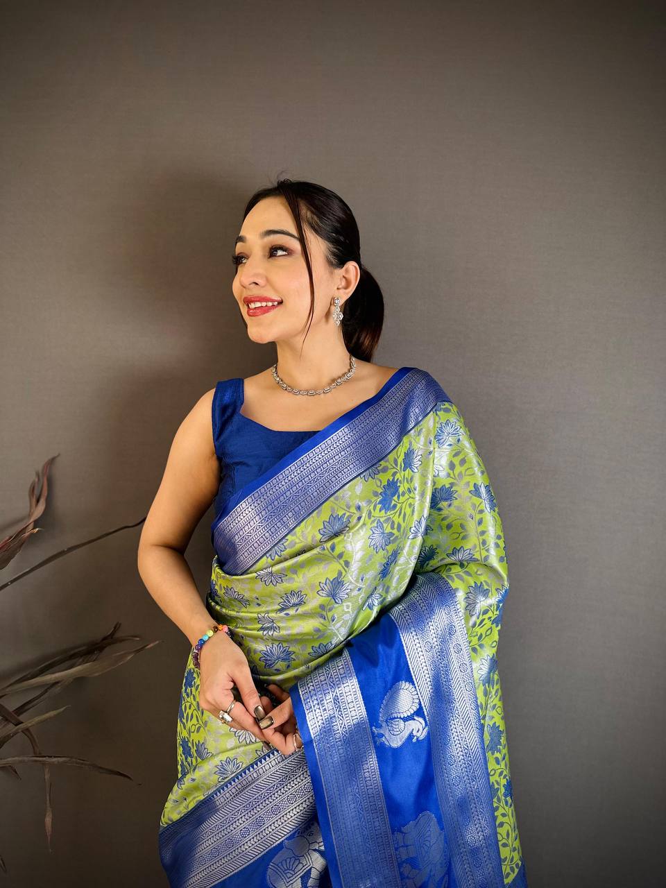 Pure Kanjivaram Silk Saree with Silver Zari Pallu