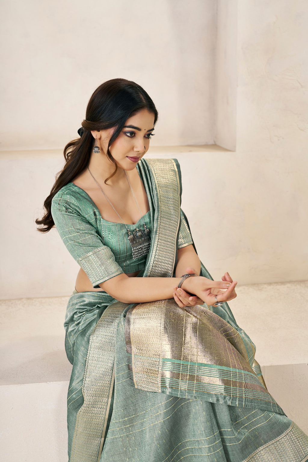 Designer Gold Zari With Soft Linen Cotton Silk Saree