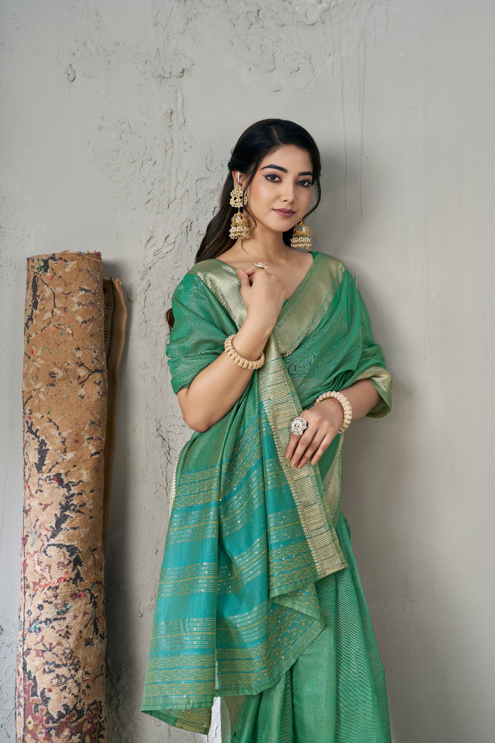 Rich Gold Zari Weaving Soft Linen Cotton Silk Saree