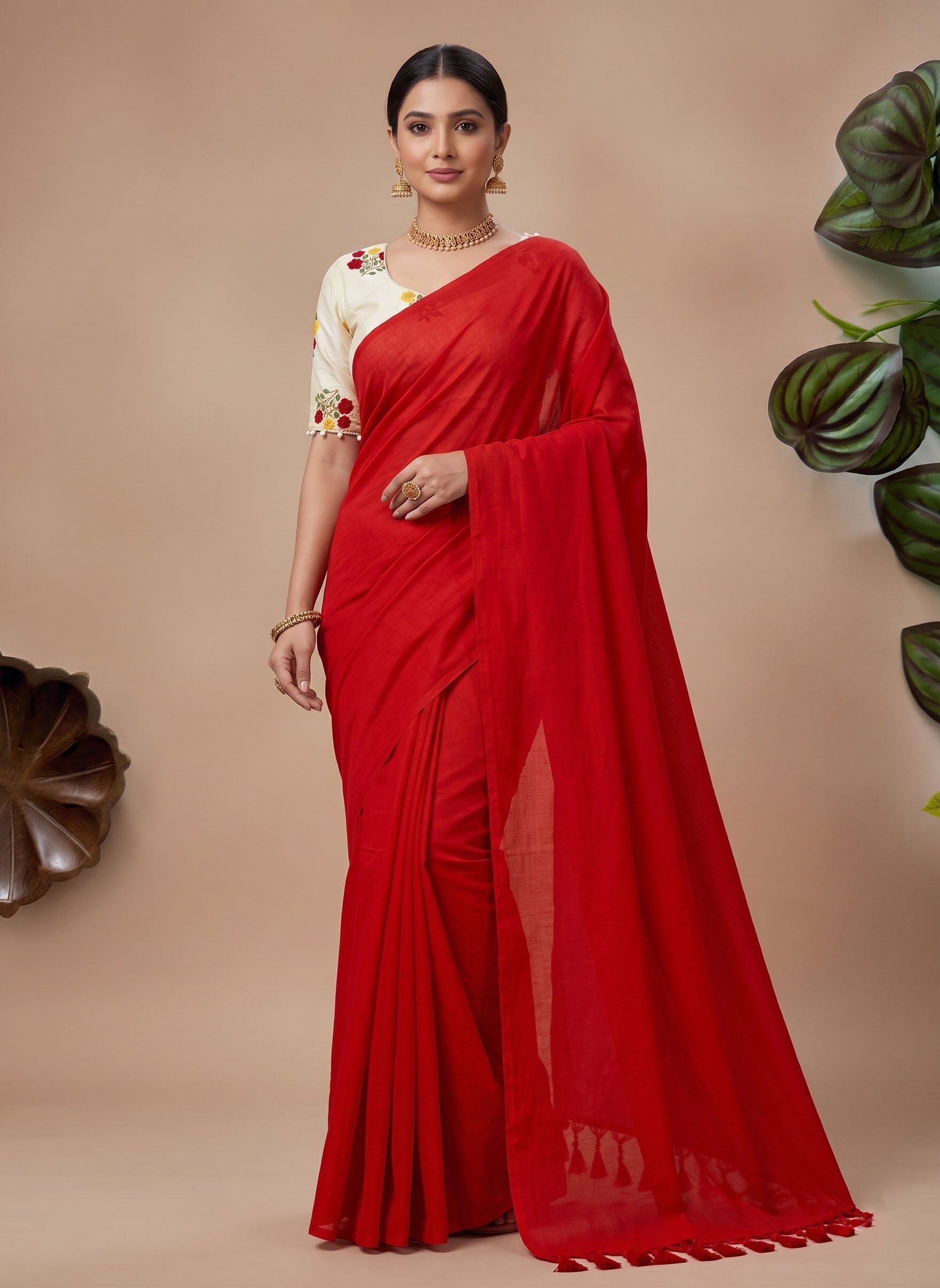 Elegant Khadi Cotton Saree with Embroidered Padded Blouse