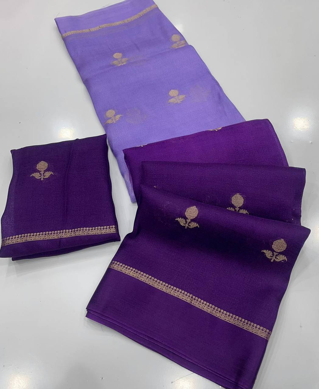 Viscose Khadi Silk Saree with Jacquard Leaf Design