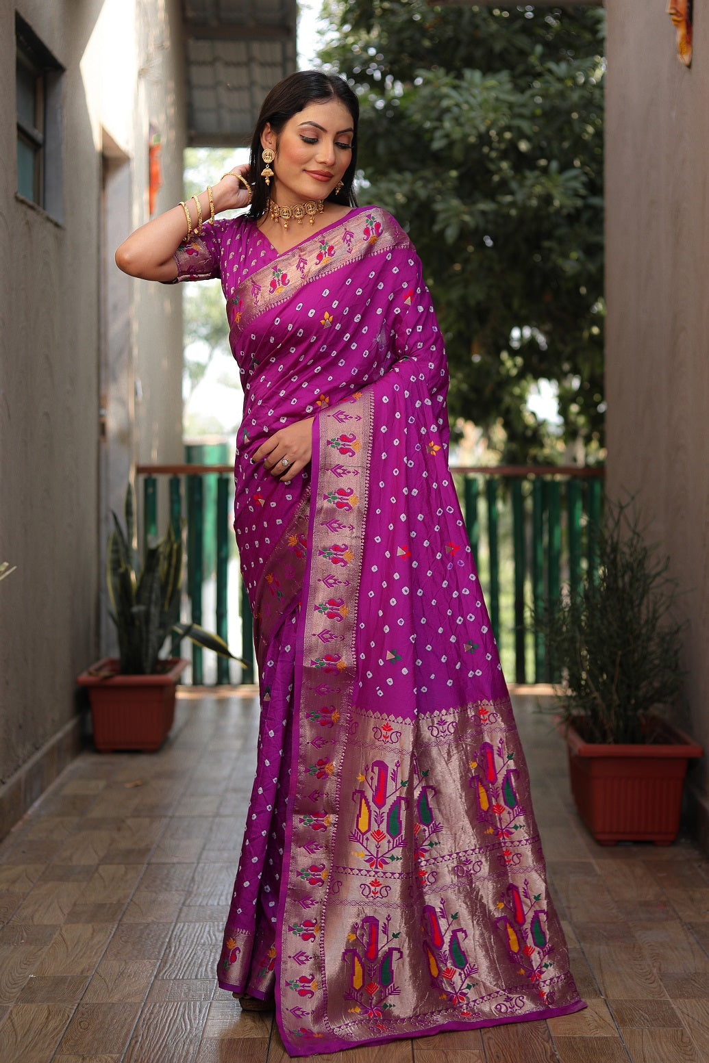Dola Soft Silk Bandhej Paithani Saree with Zari Butti Secondary image