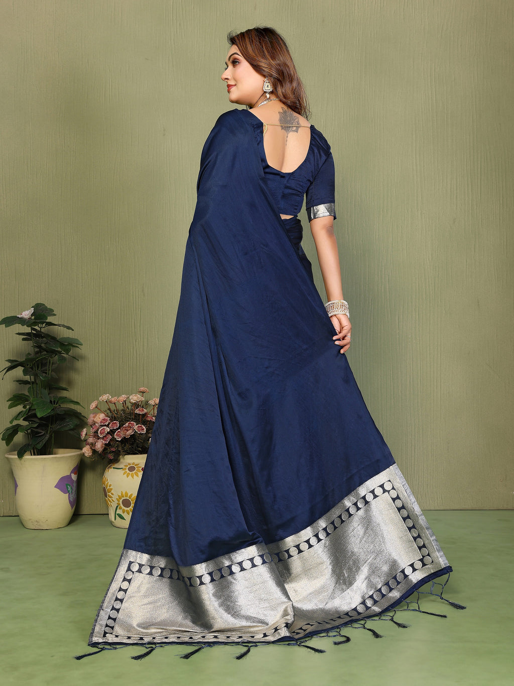 Lagadi Patta Soft Satin Silk Gala Pallu Saree