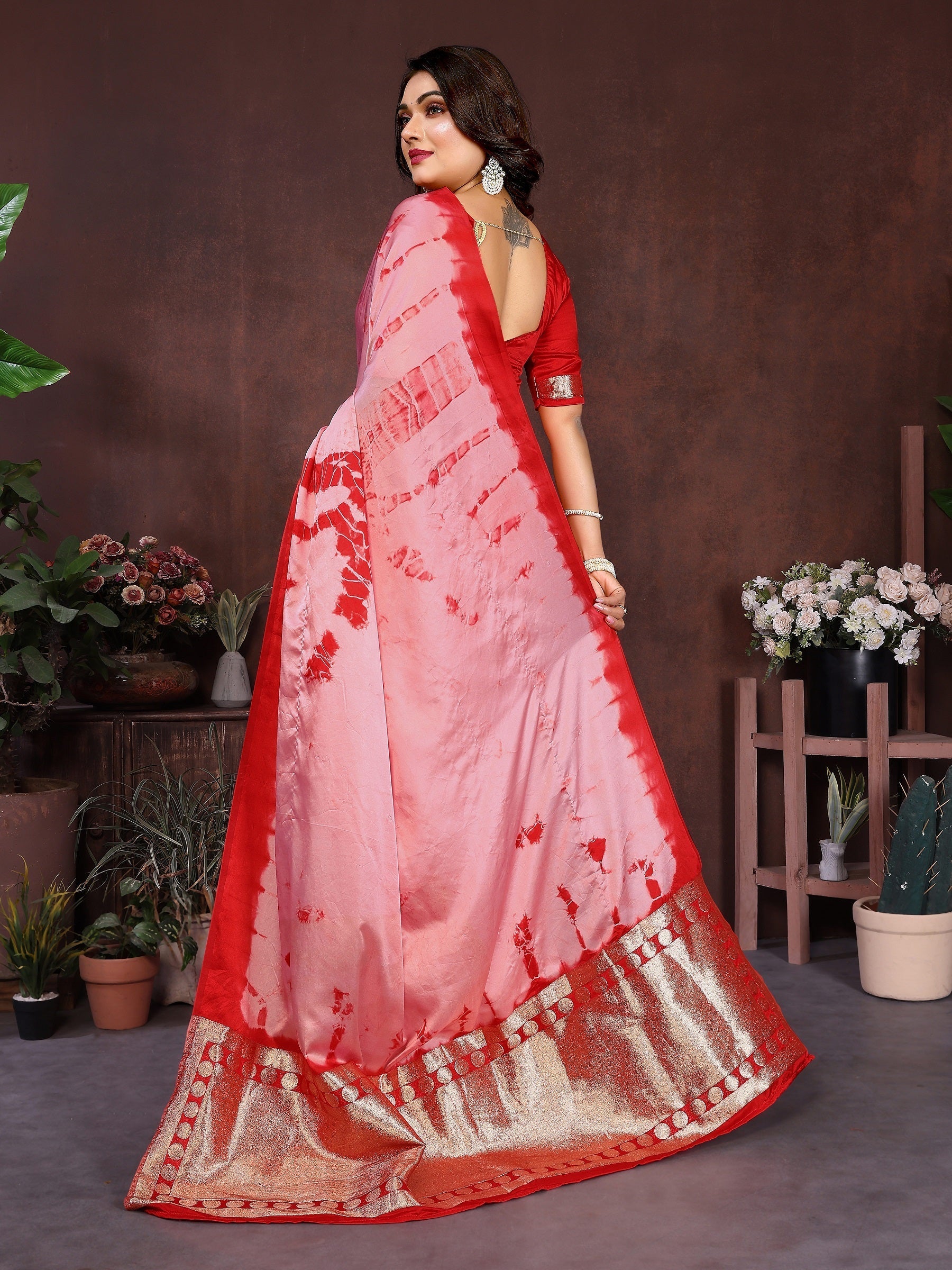 Lagdi Patta Pallu Soft Satin Silk Sibori Saree