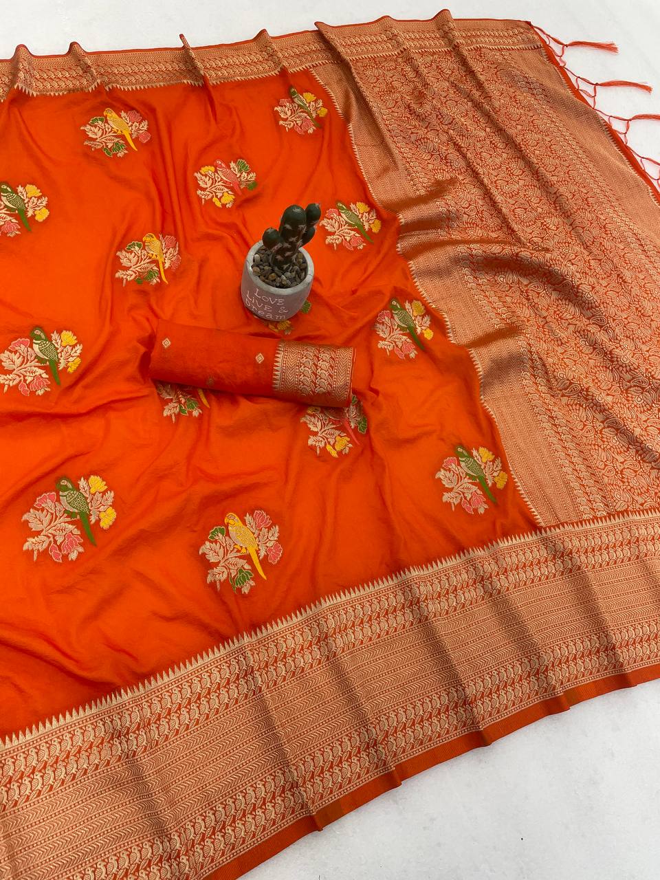 Perot Design Nylon Kadi Crepe Georgette Saree