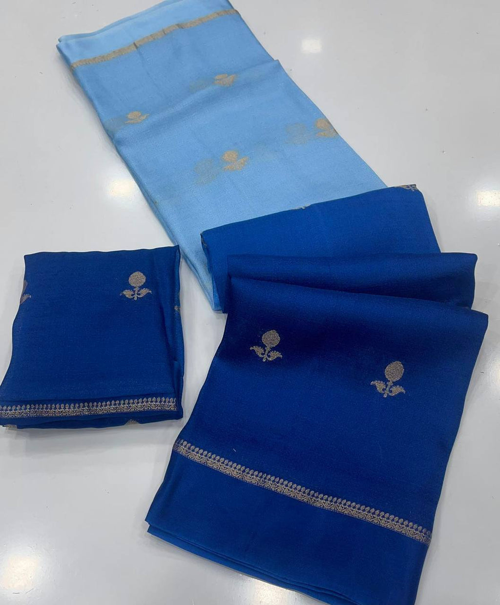 Viscose Khadi Silk Saree with Jacquard Leaf Design