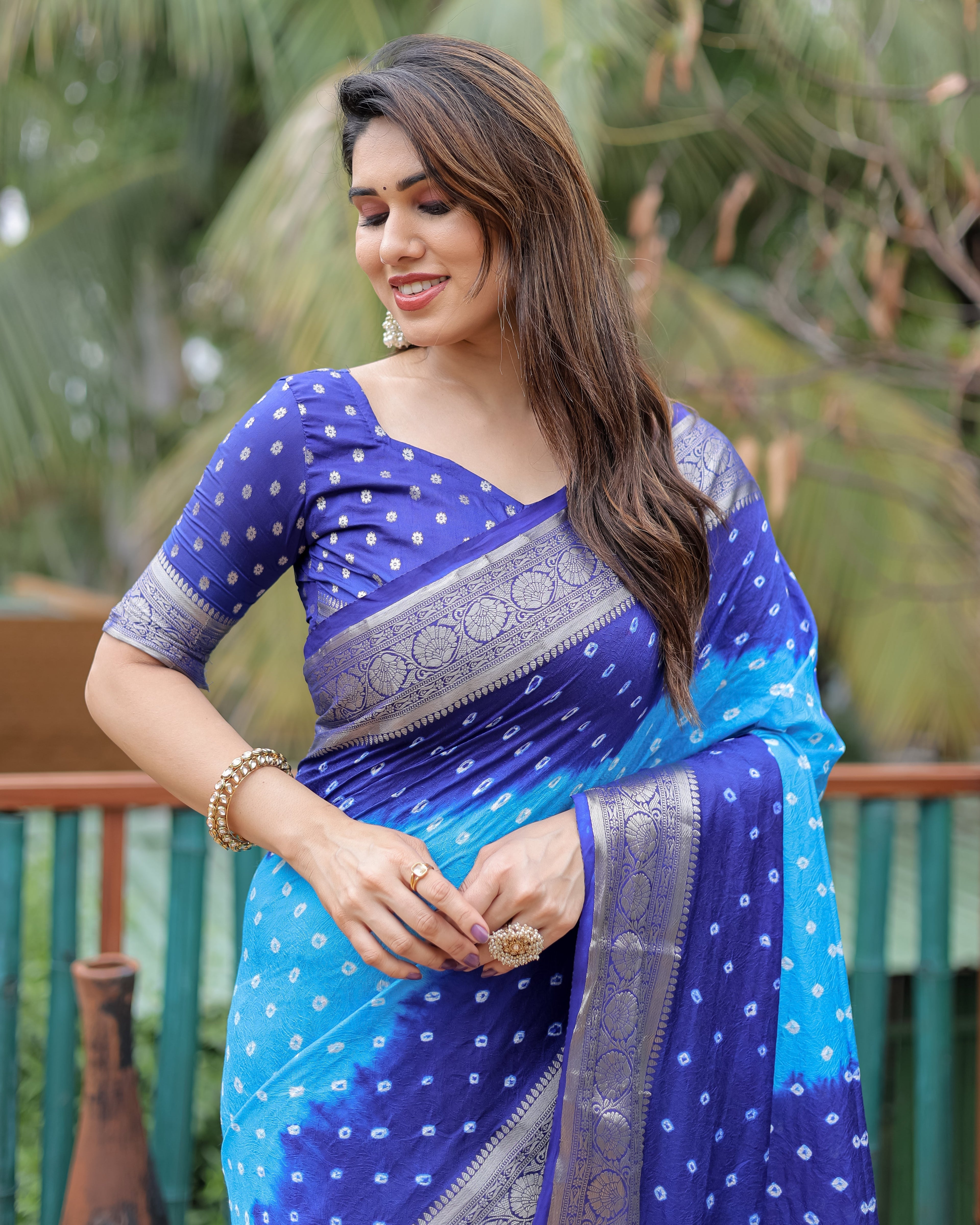 Dola Soft Silk Bandhej Paithani Saree