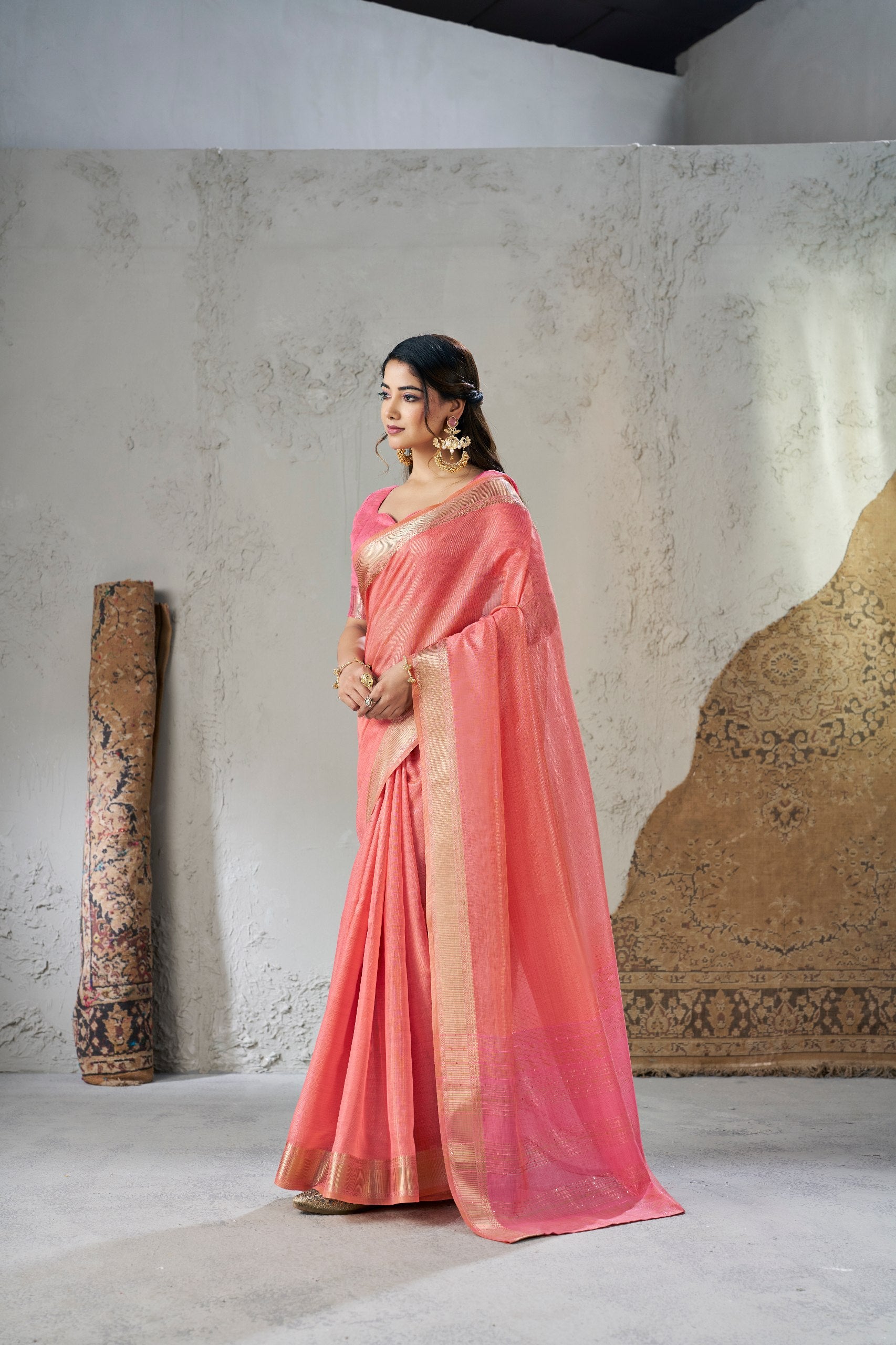Rich Gold Zari Weaving Soft Linen Cotton Silk Saree