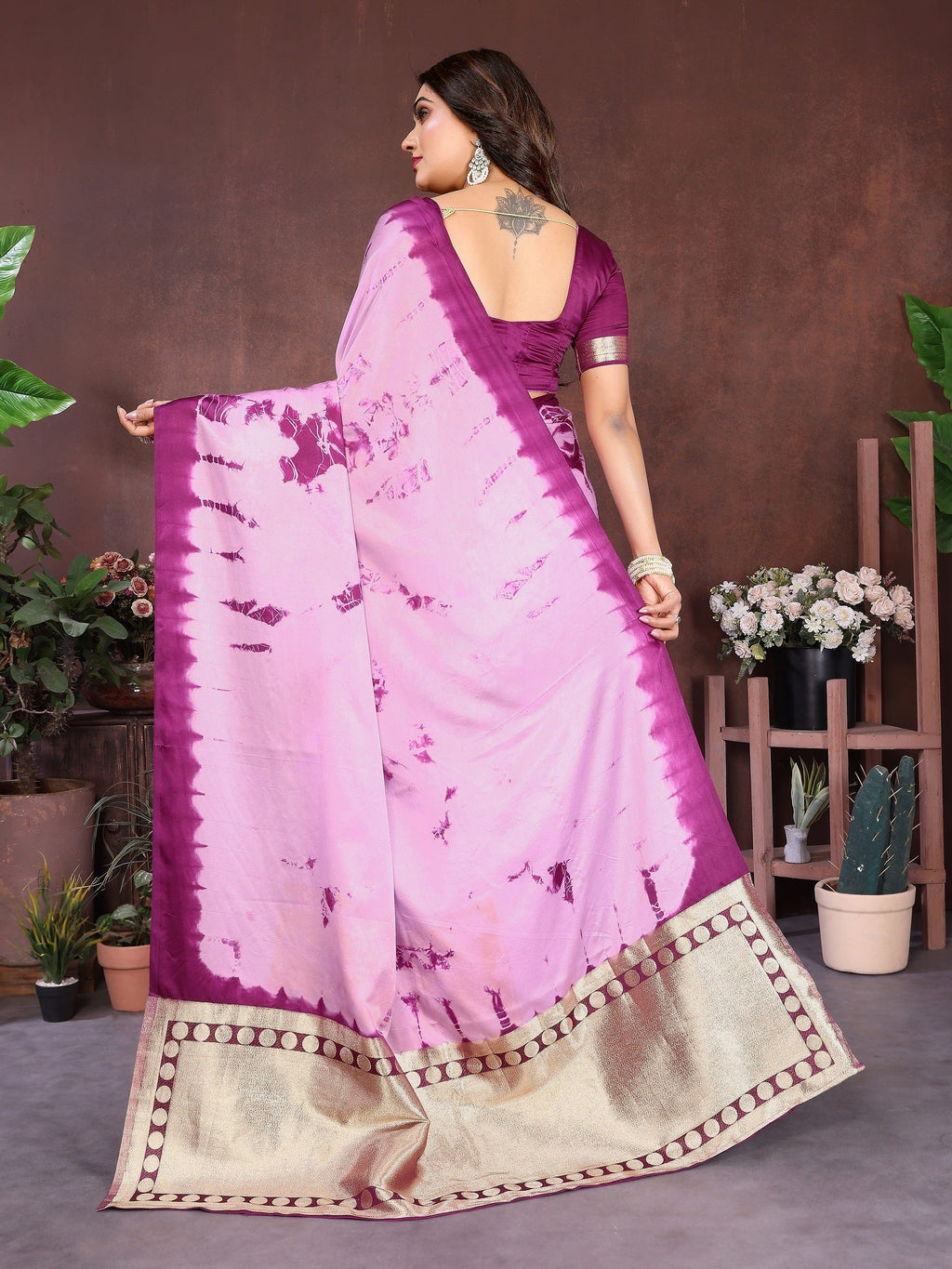 Lagdi Patta Pallu Soft Satin Silk Sibori Saree