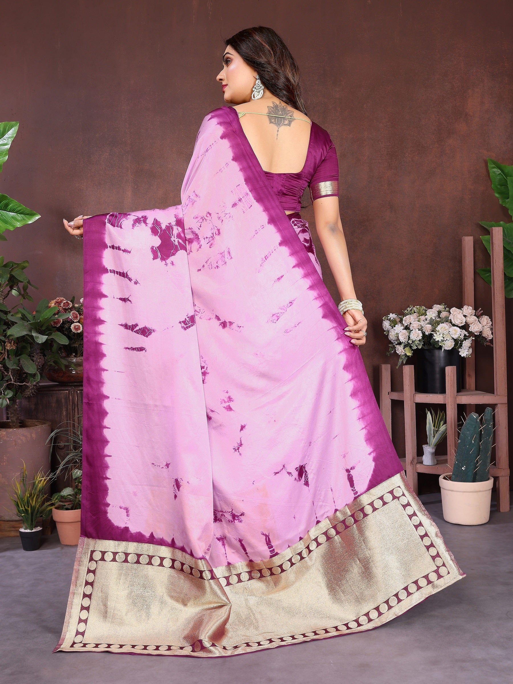 Lagdi Patta Pallu Soft Satin Silk Sibori Saree