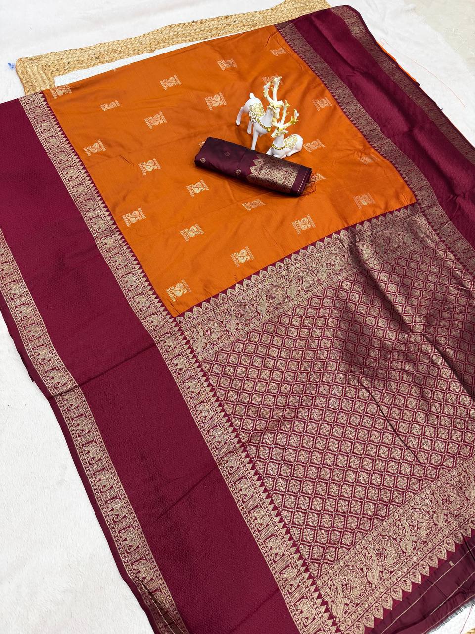 Soft Silk Kanjivaram Saree with Copper Zari Weaving