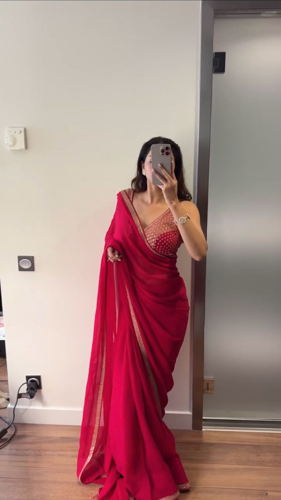 Lovely Georgette Pink Color Saree