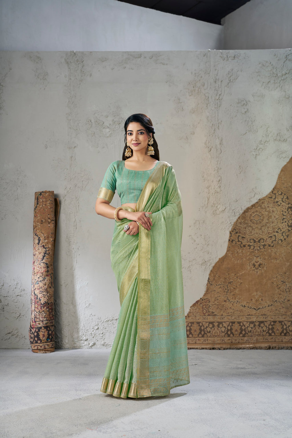 Rich Gold Zari Weaving Soft Linen Cotton Silk Saree