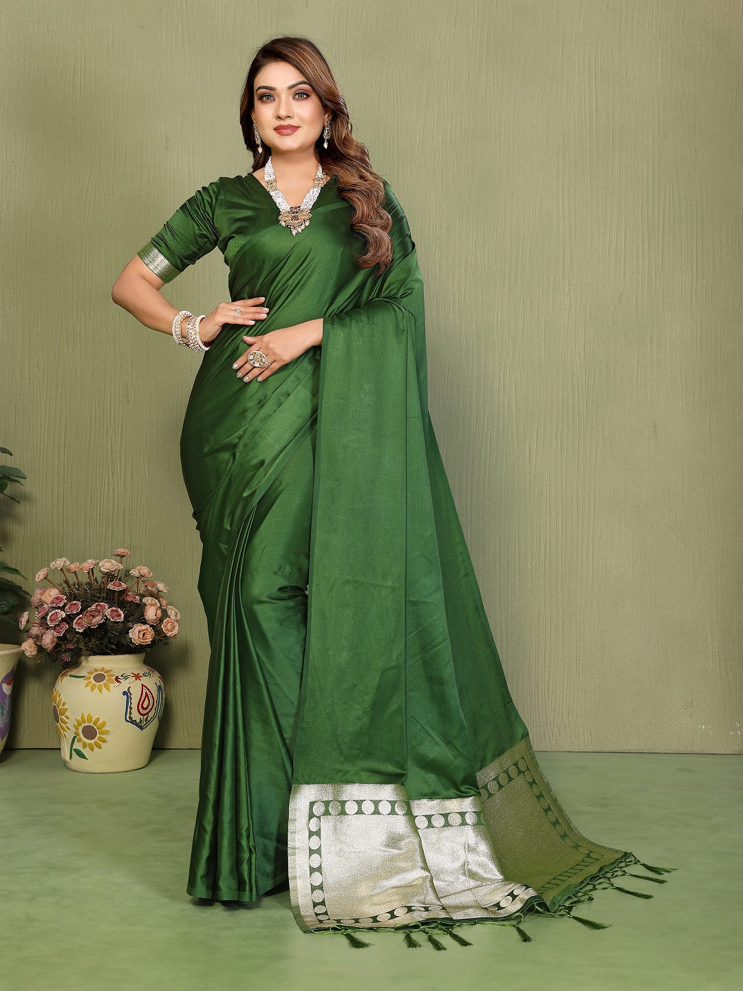 Lagadi Patta Soft Satin Silk Gala Pallu Saree