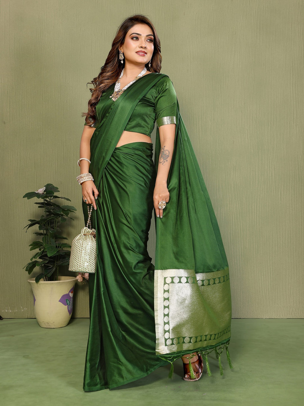 Lagadi Patta Soft Satin Silk Gala Pallu Saree