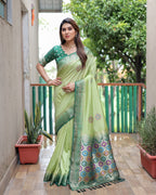 Dola Silk Saree with Contrast Border and Rich Pallu