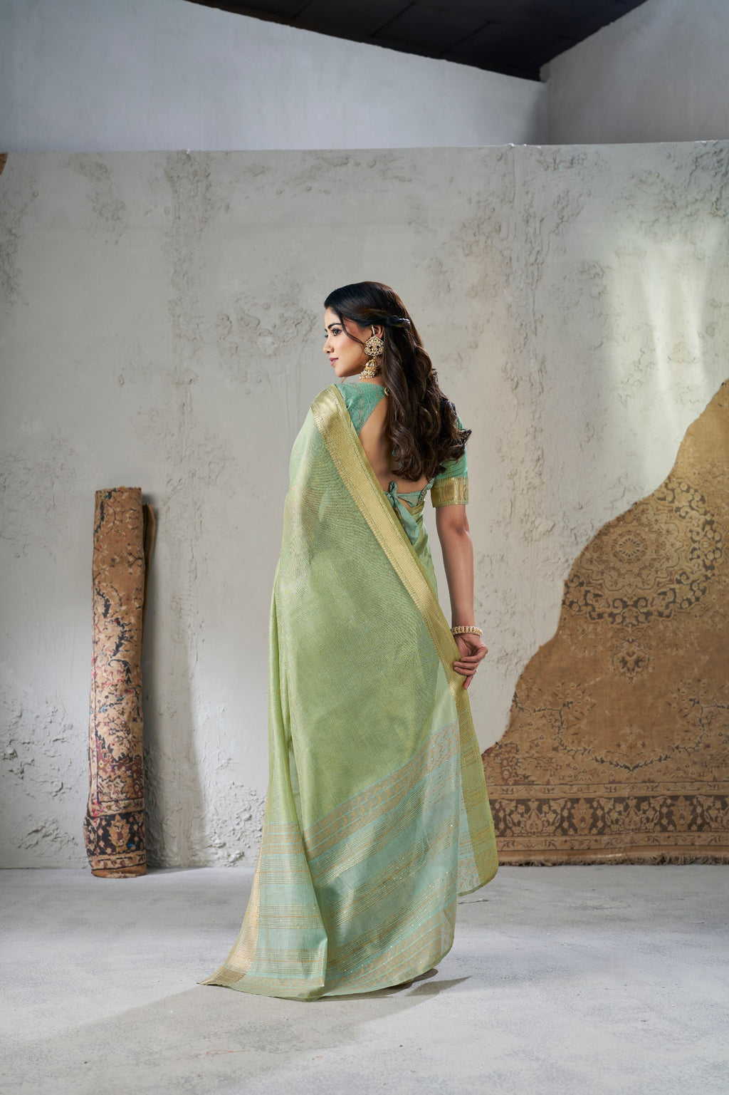 Rich Gold Zari Weaving Soft Linen Cotton Silk Saree