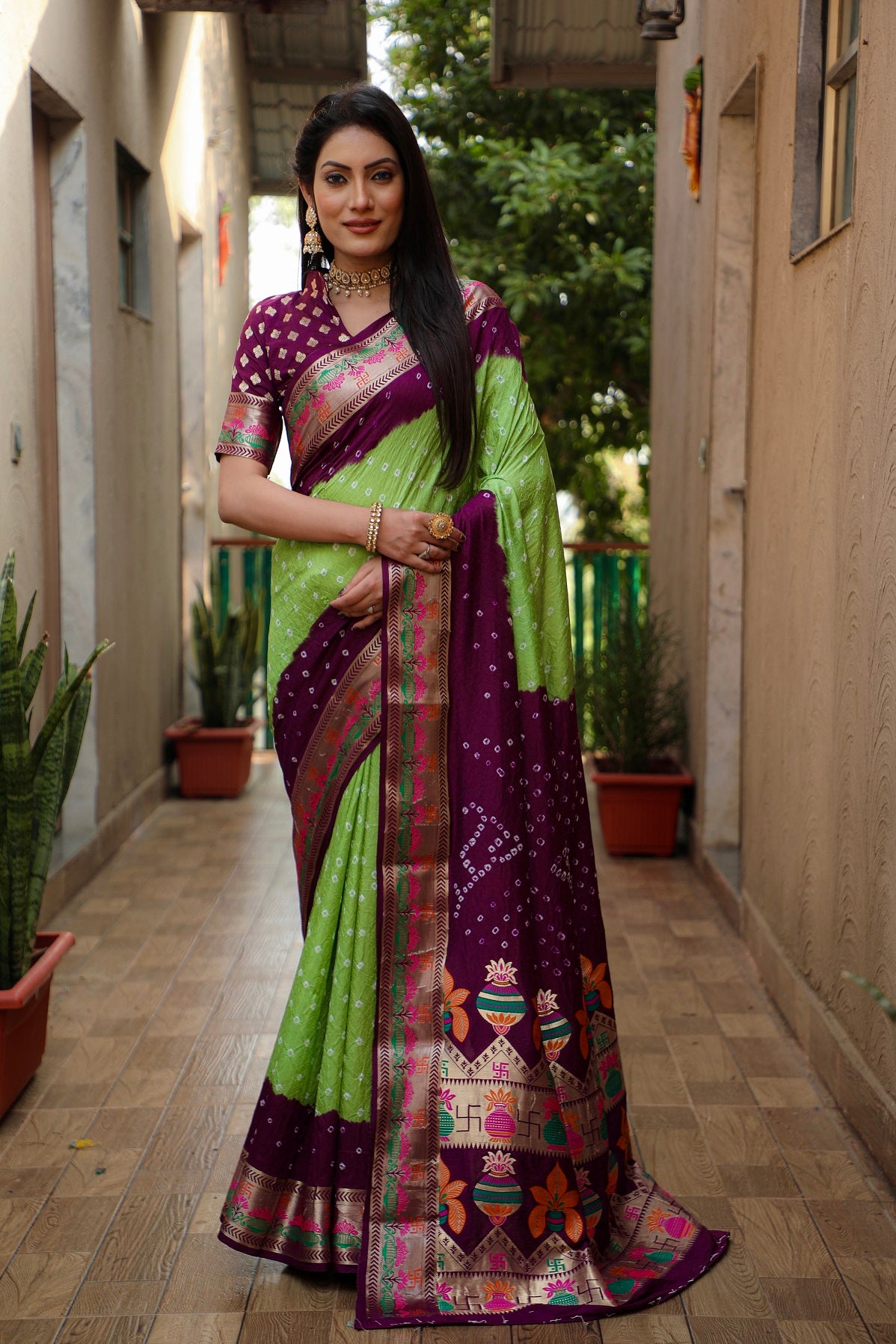 Pure Bandhej Silk Paithani Saree with Minakari Border