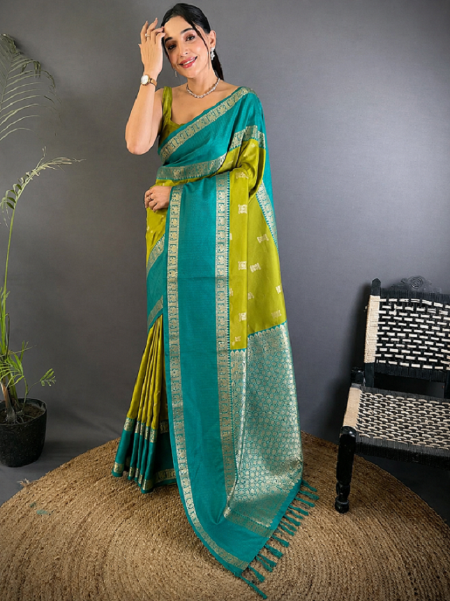 Soft Silk Kanjivaram Saree with Copper Zari Weaving