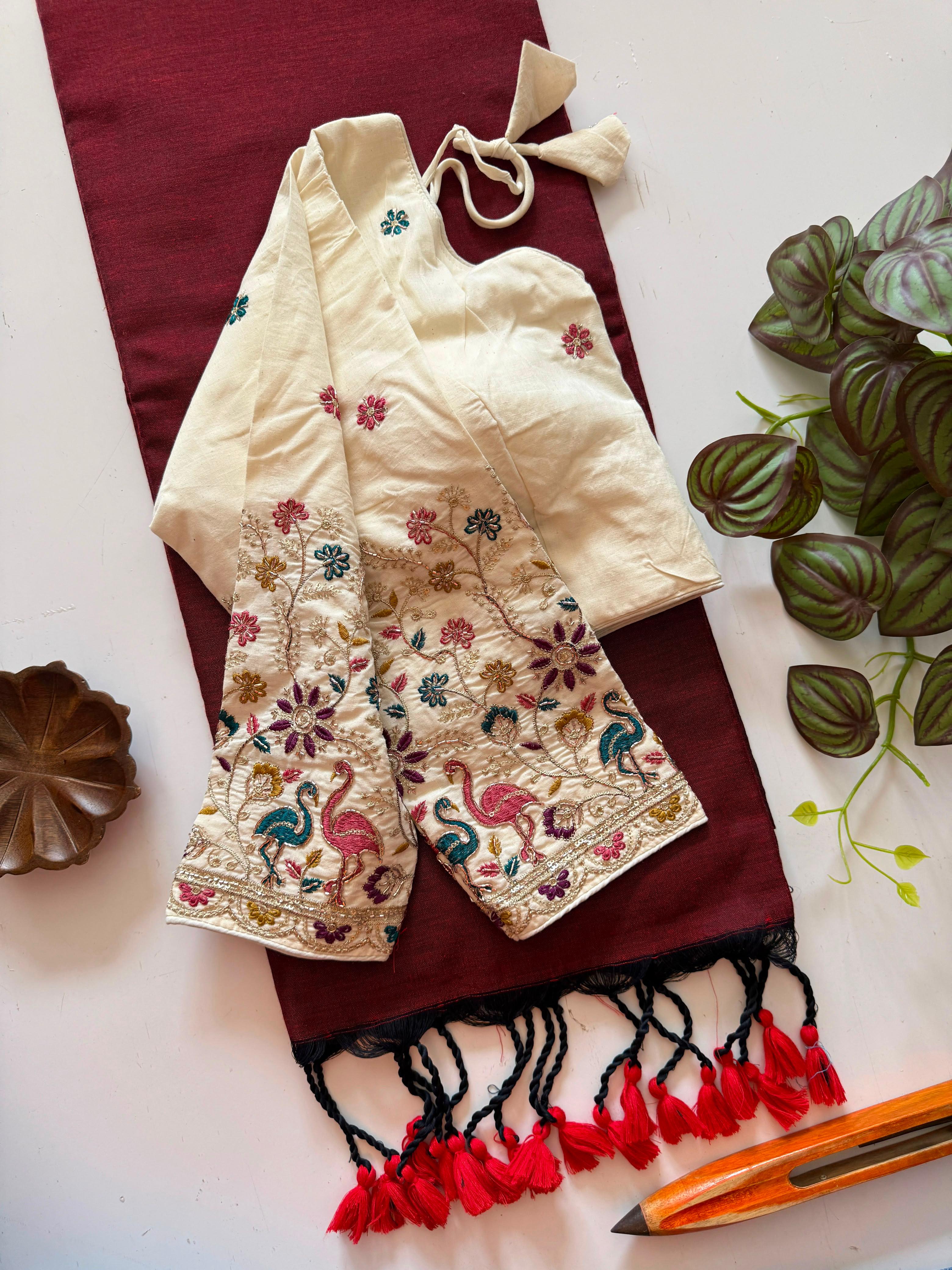Classic Cotton Weave Saree With Stitched Blouse