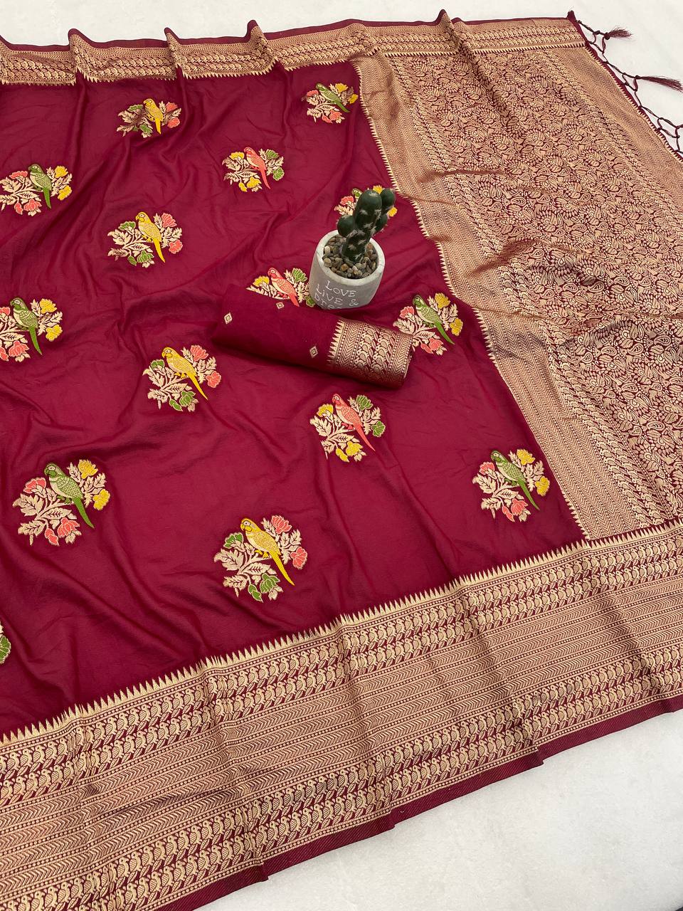 Perot Design Nylon Kadi Crepe Georgette Saree