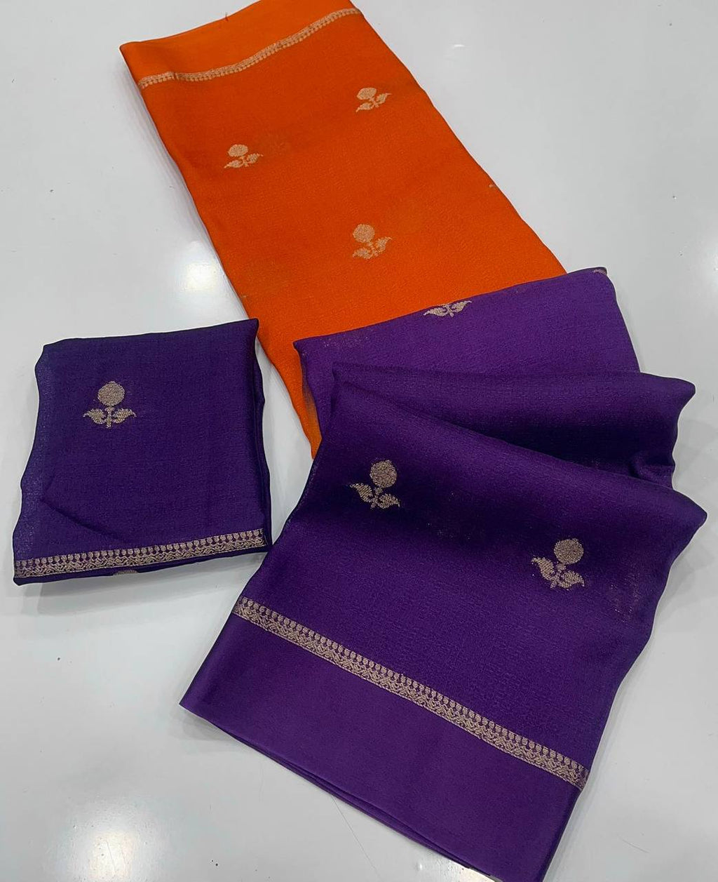 Viscose Khadi Silk Saree with Jacquard Leaf Design