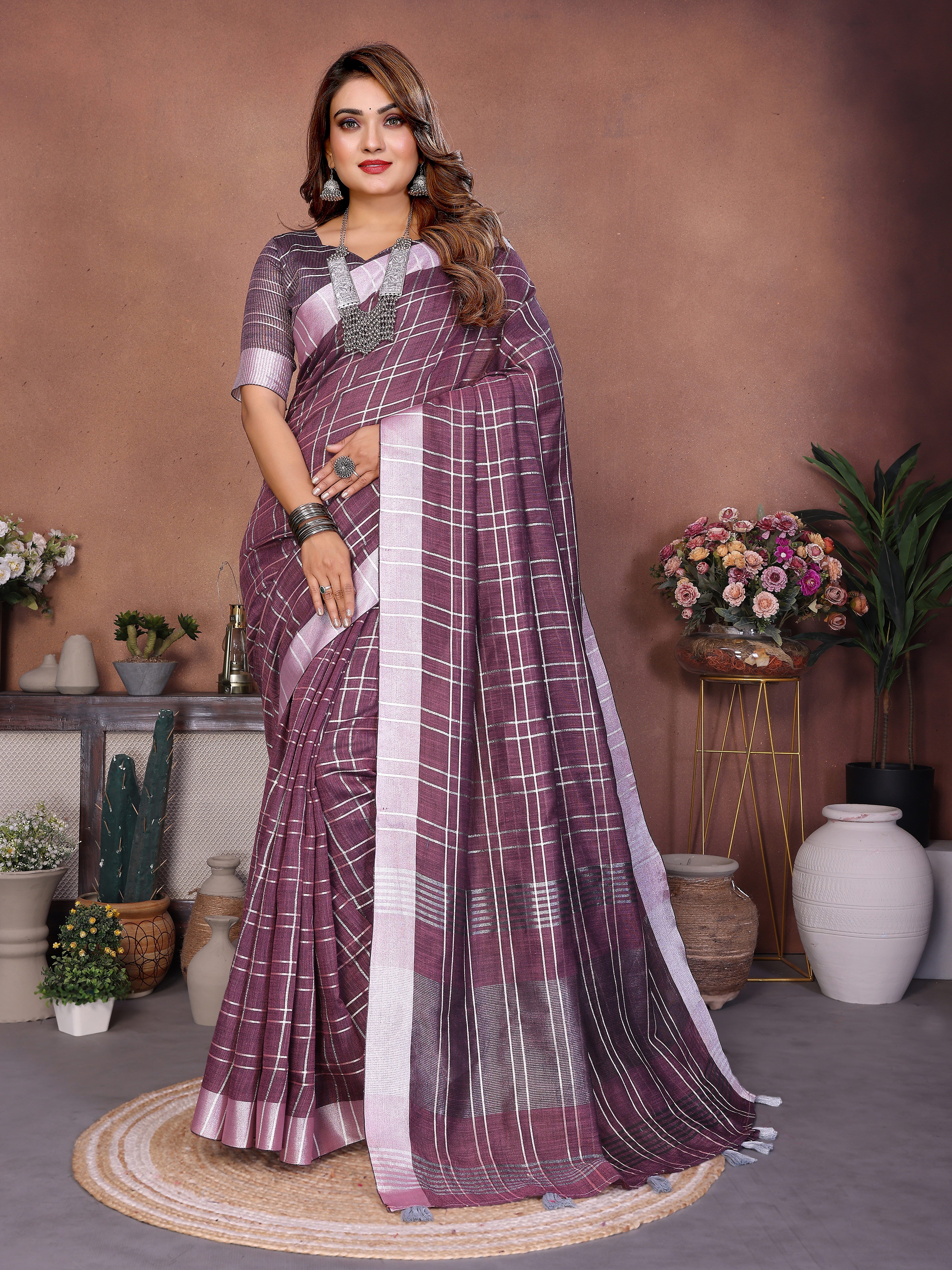 Linen Chex Weaving Saree with Jari Pallu