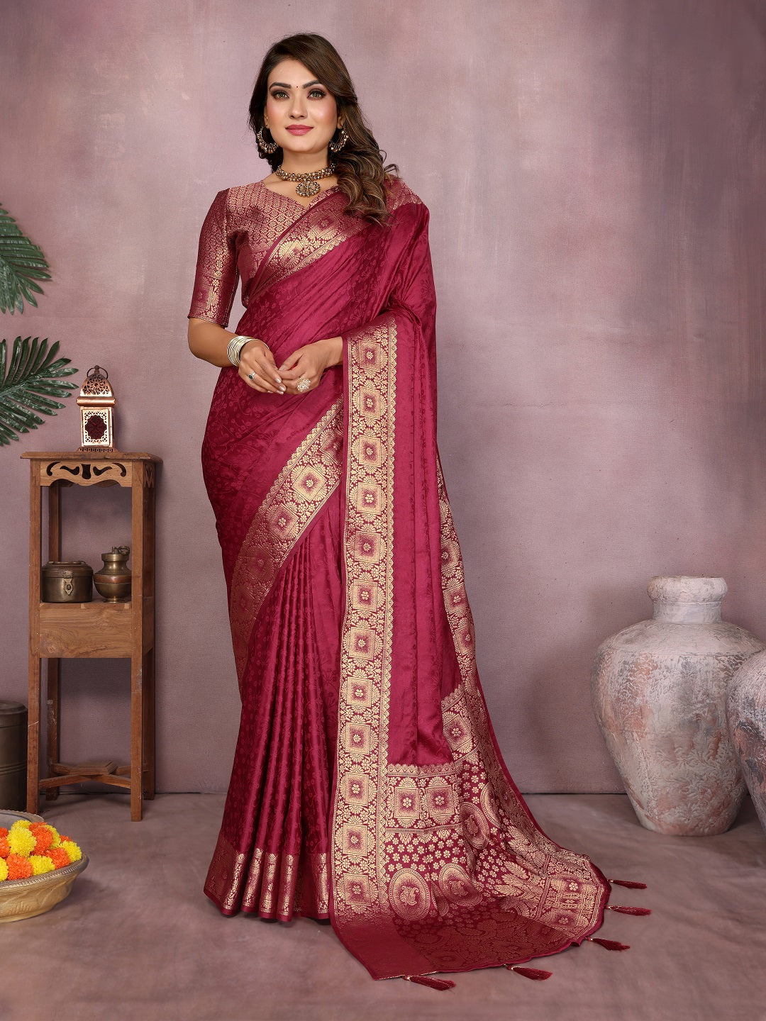 Gala Pallu Hand Dyed Satin Silk Saree