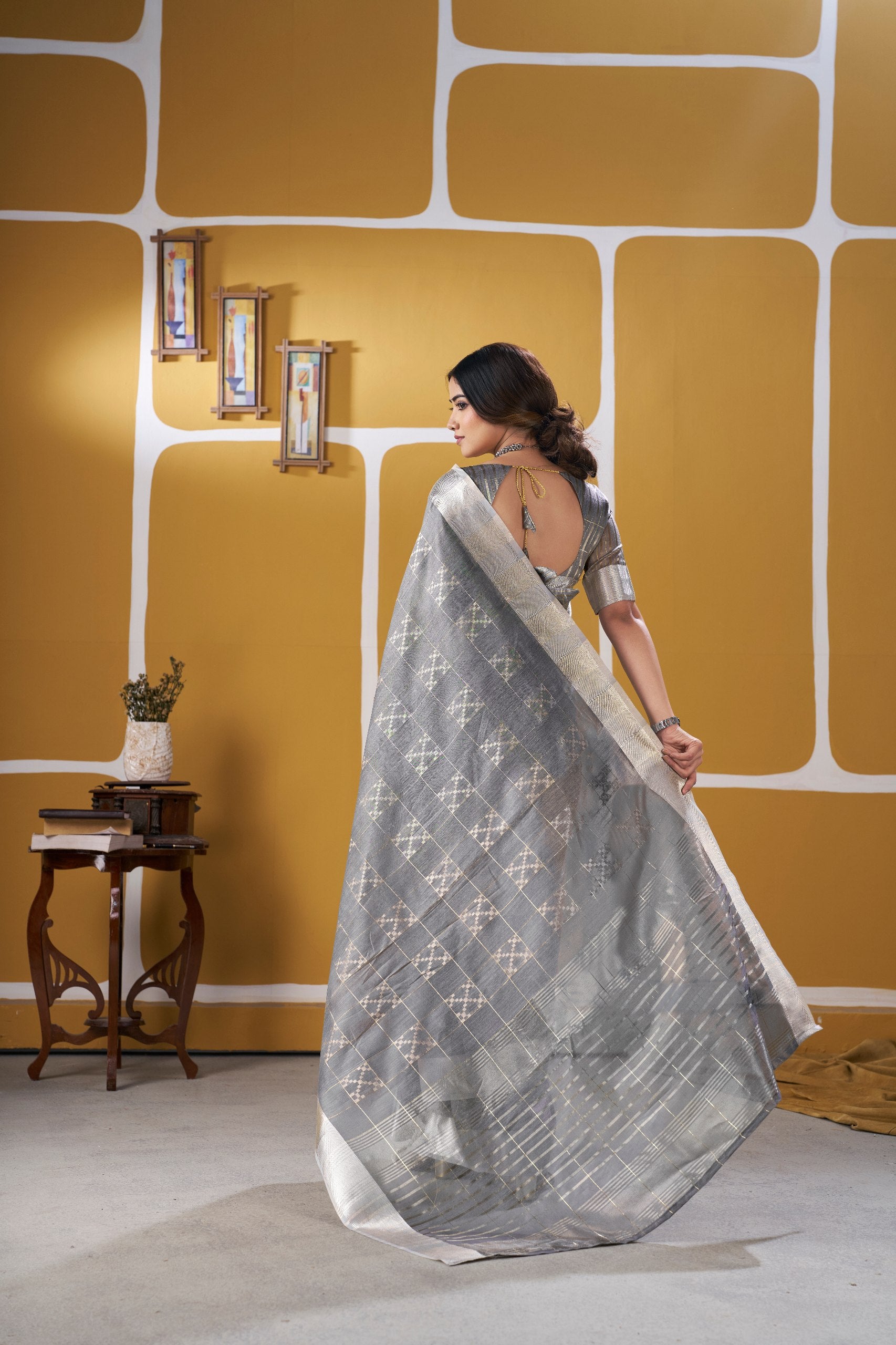 Premium Linen Cotton Silk Saree with Gold Zari Design