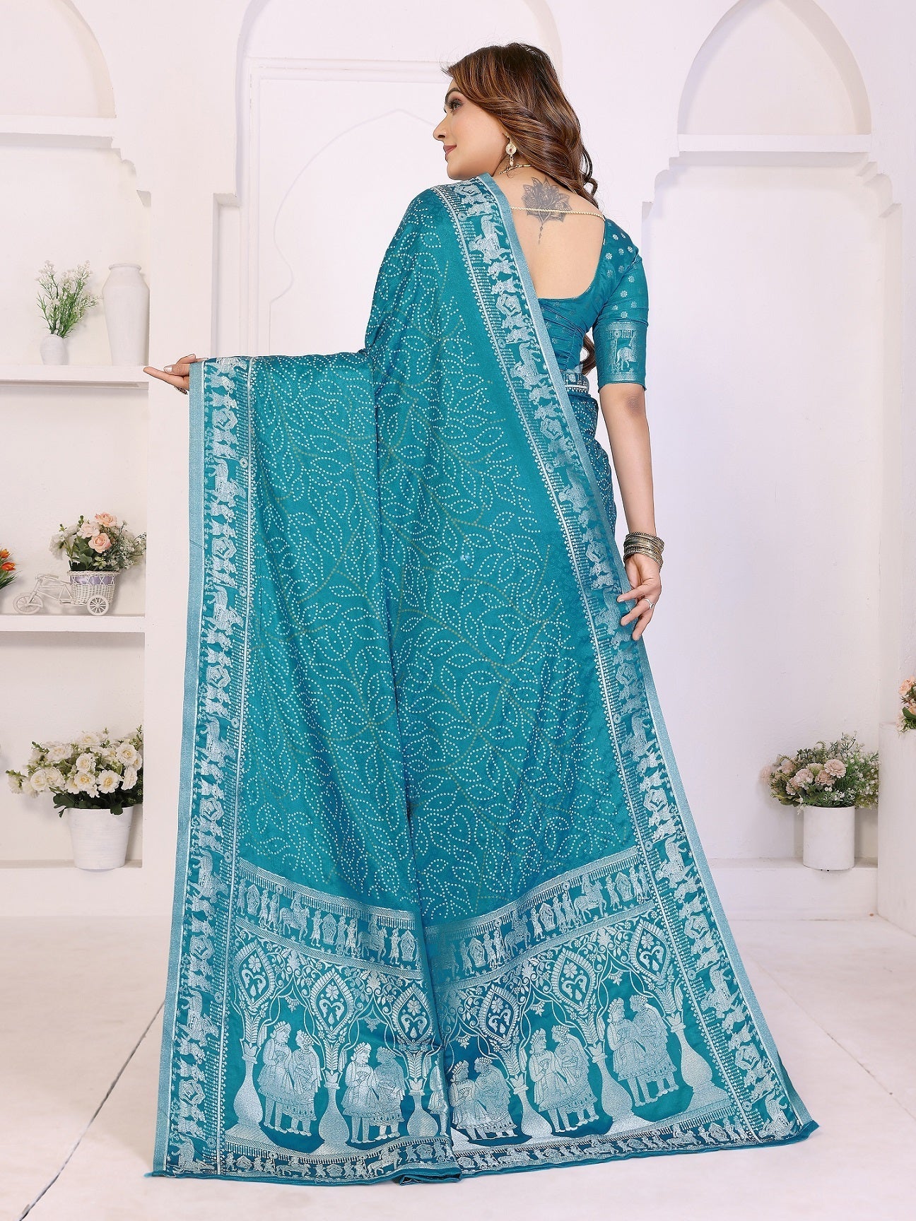 Kanchi Zari Border with Bandhej Print Saree