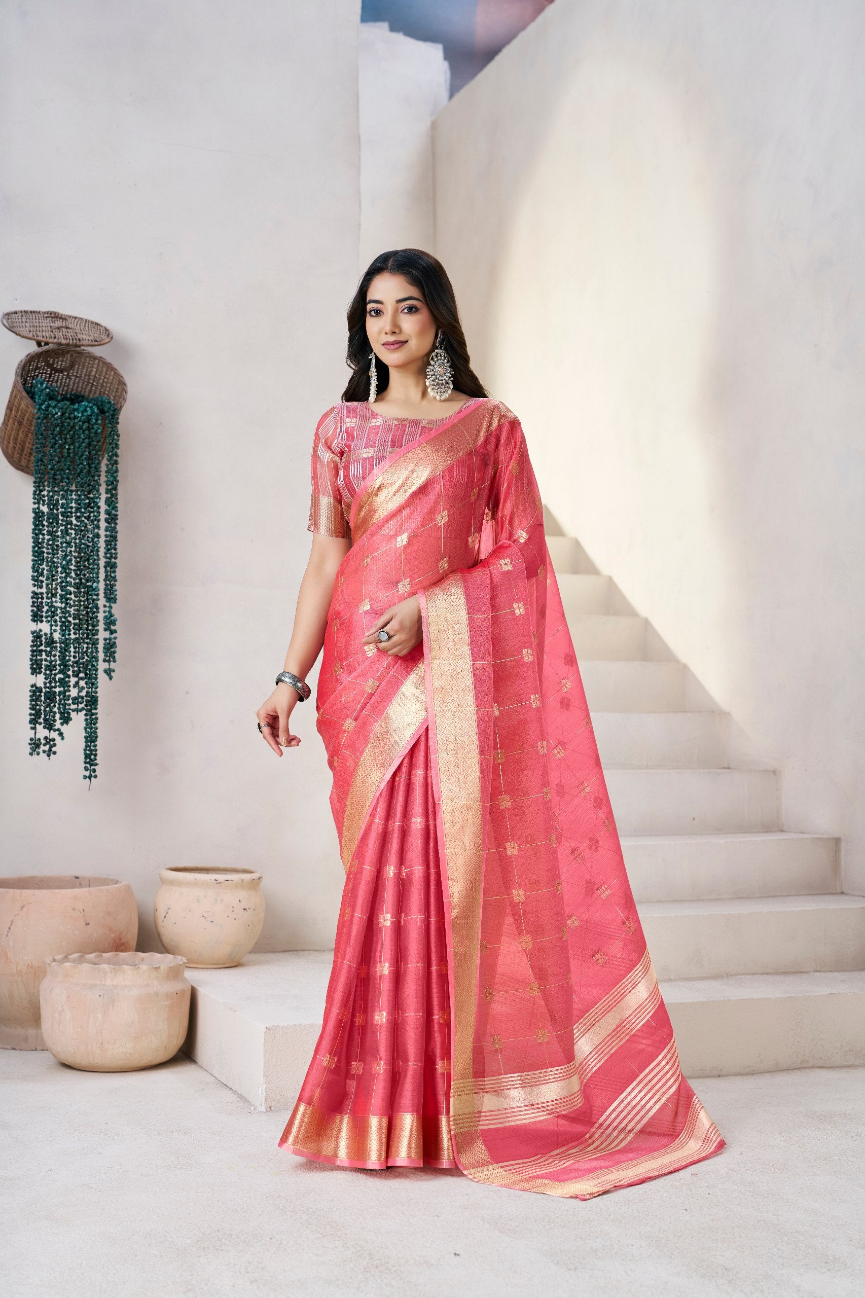 Soft Linen Cotton Silk Saree with Gold Zari Weaving