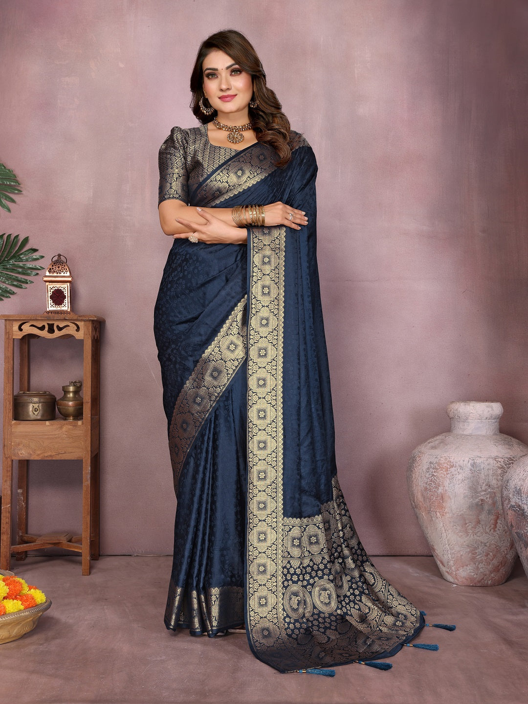 Gala Pallu Hand Dyed Satin Silk Saree