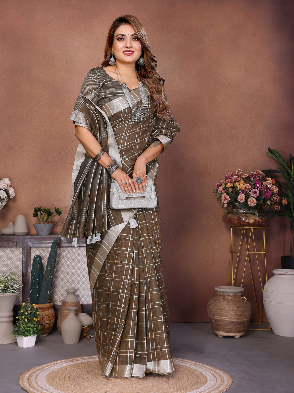 Linen Chex Weaving Saree with Jari Pallu