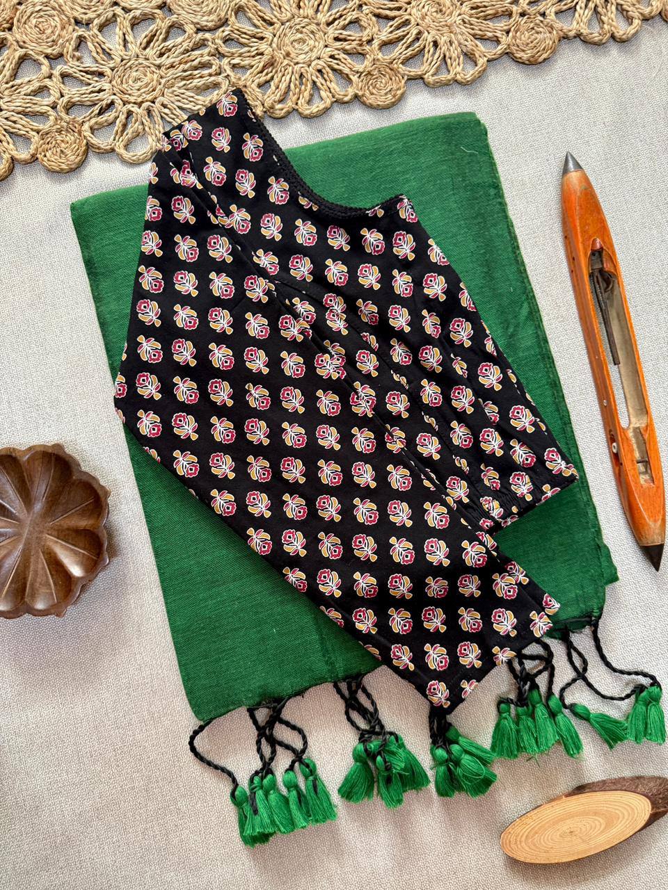 Elegant Khadi Cotton Saree with Stretchable Ajrak Print Blouse