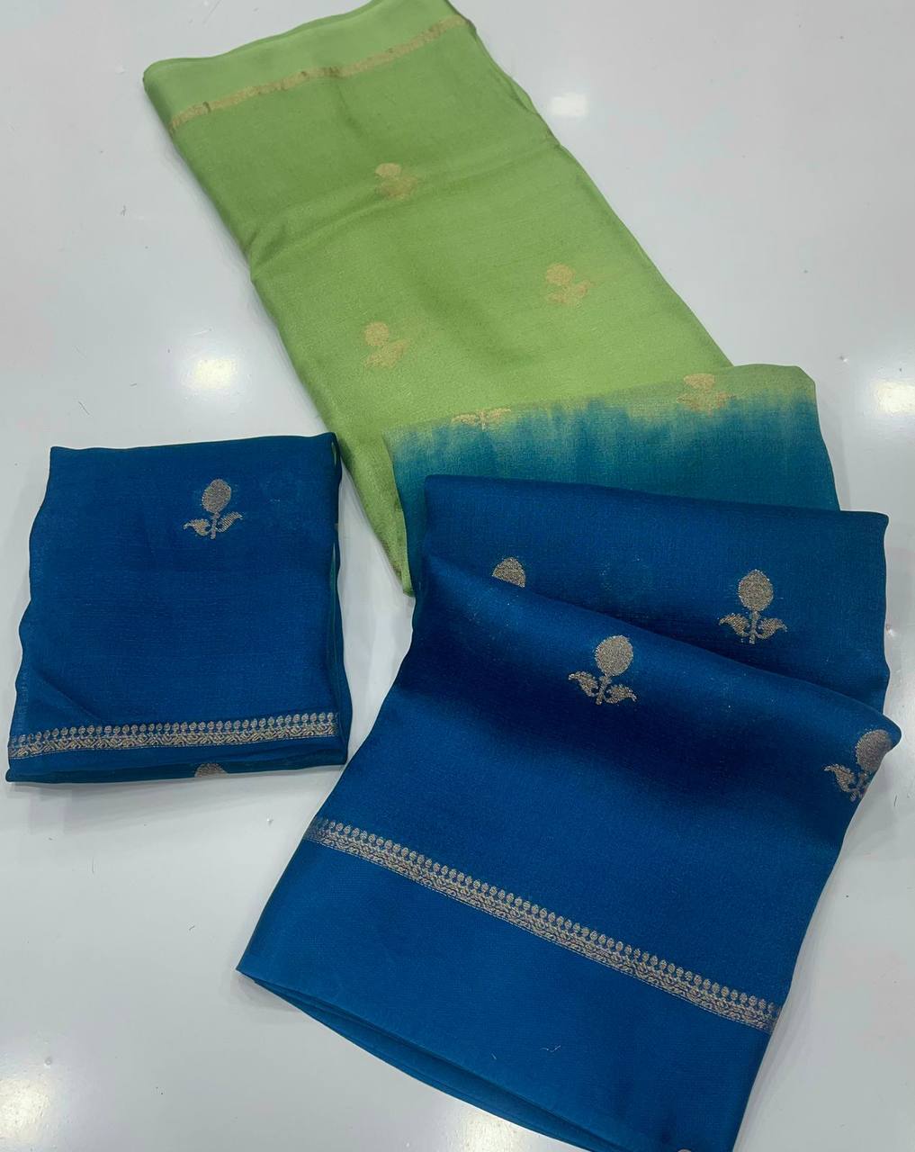 Viscose Khadi Silk Saree with Jacquard Leaf Design