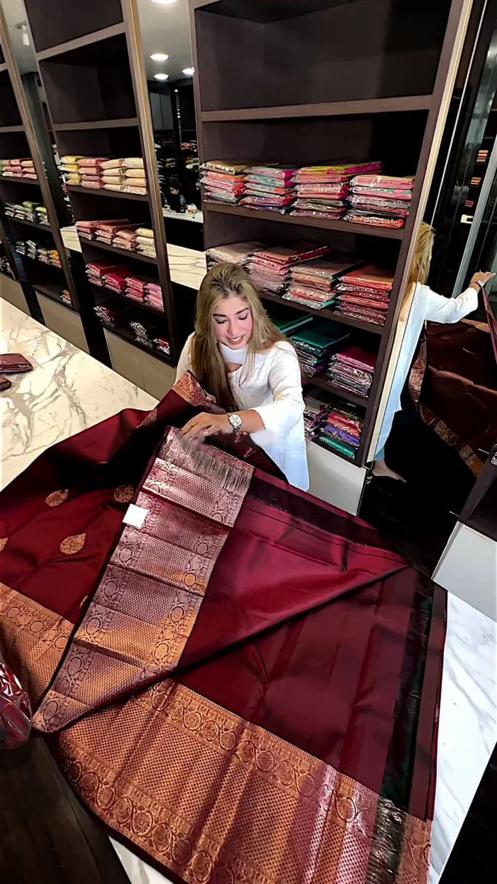 Adorable Wine Soft Silk Saree With Evocative Blouse Piece Secondary image