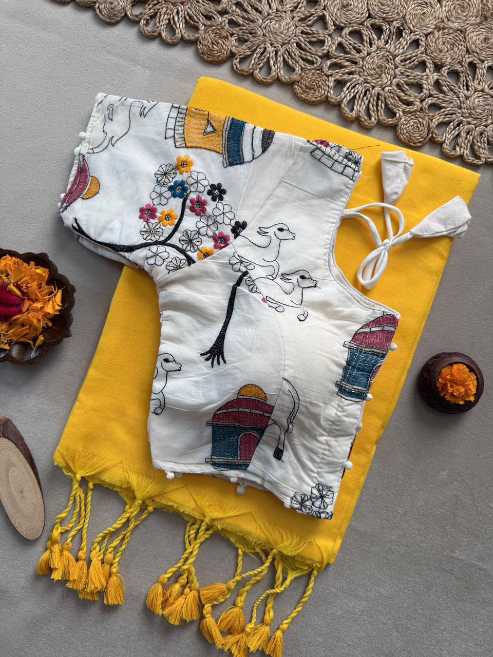 Traditional Cotton Weave Saree With Blouse