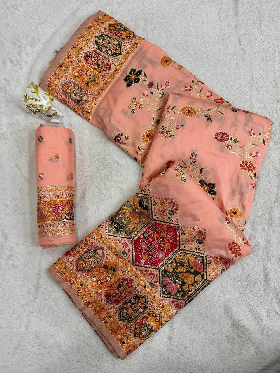 Traditional Rajwadi Zari Border Saree