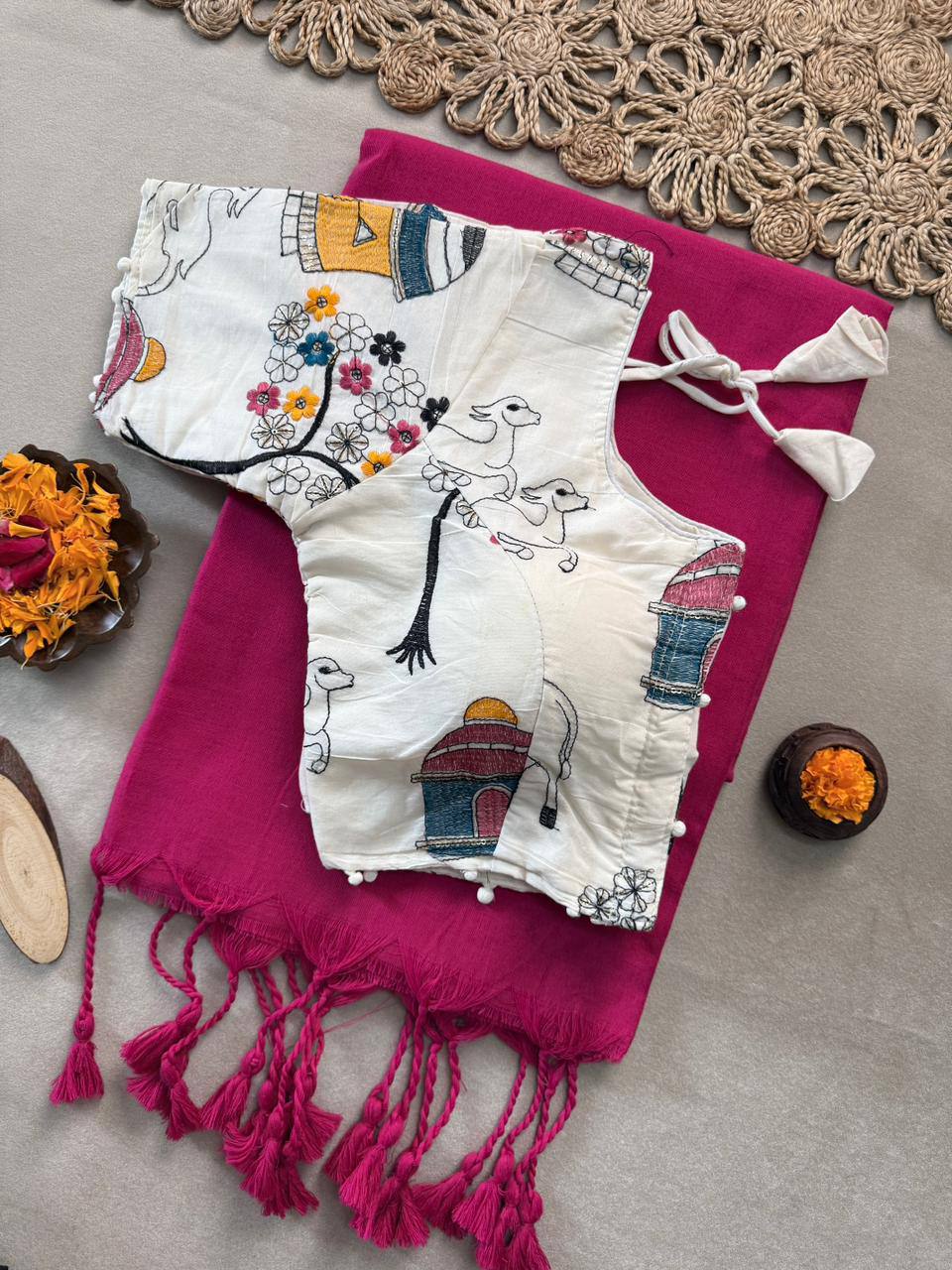 Traditional Cotton Weave Saree With Blouse