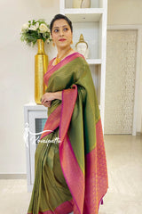 Fashionable Green Color Jacquard Silk Saree