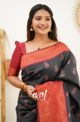 Traditional Wear Black Color Silk Saree