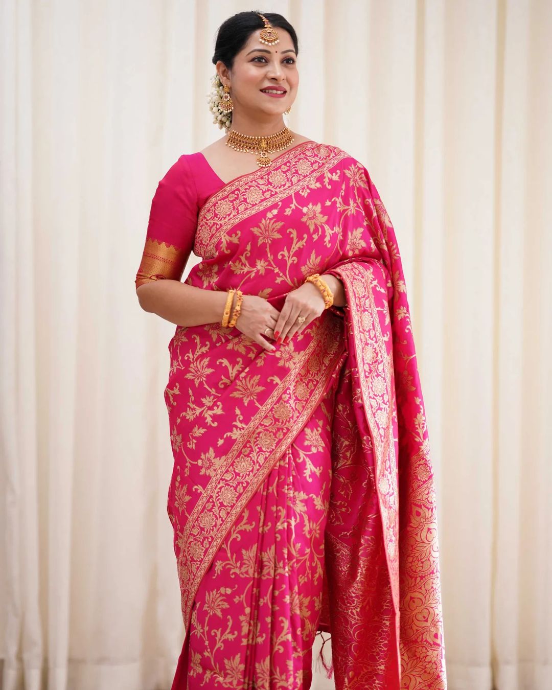 Demanding Pink Color Jacquard Silk Saree