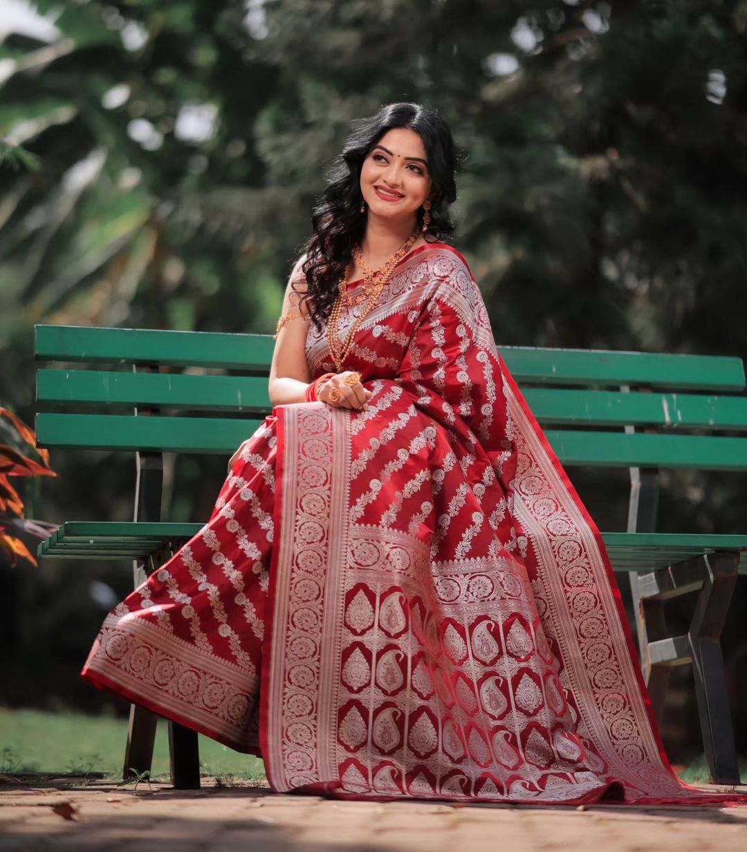 Exotic Jaquard Red Color Silk Saree