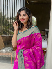 Fashionable Rani Color Jacquard Silk Saree