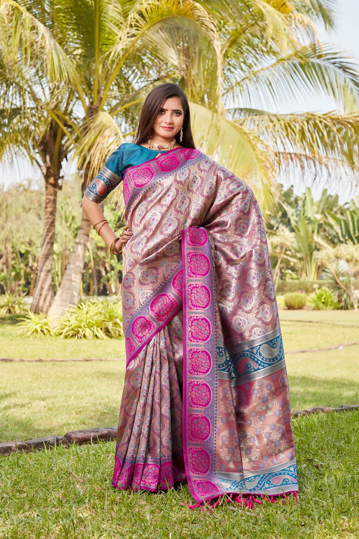 Marvelous Kanjivaram Pink & Blue Color Soft Silk Saree