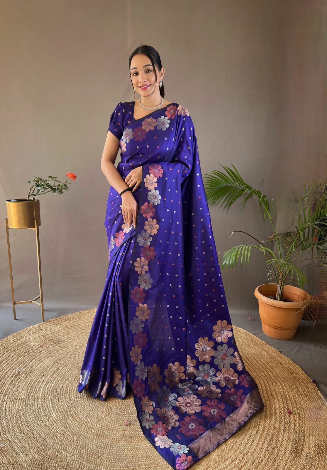 Daisy Royal Blue Color Kanjivaram Silk Saree