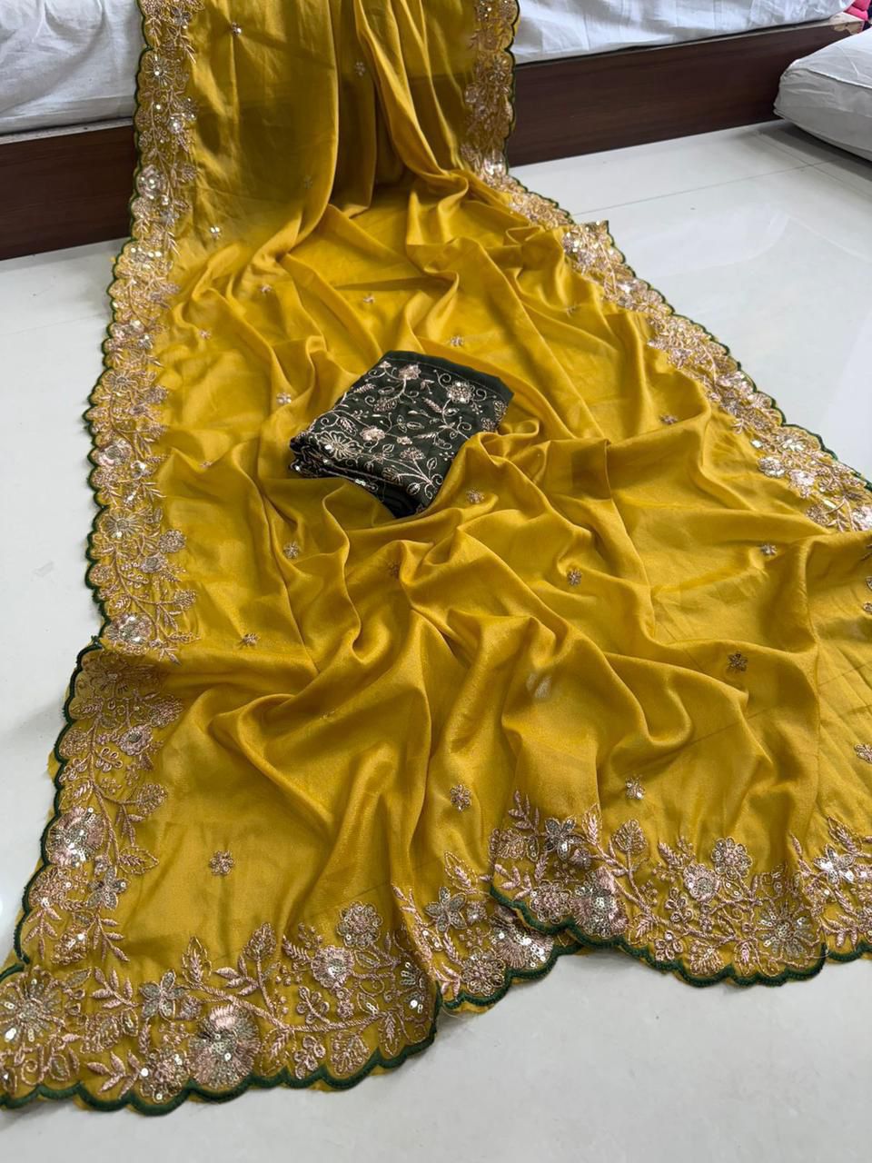 Pure Star Georgette Saree with Cutwork Border